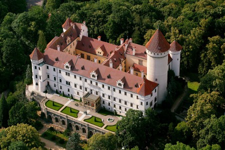 zamek-konopiste-narodni-kulturni-pamatka
